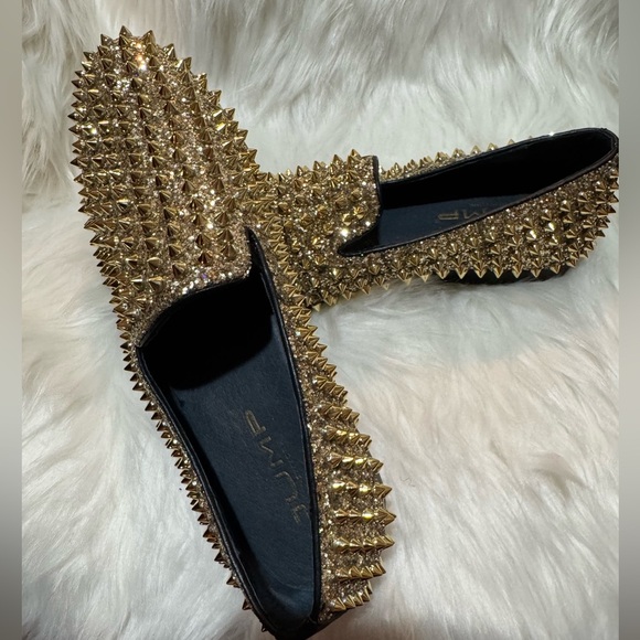Gold Studded Men's Loafers - Picture 4 of 8